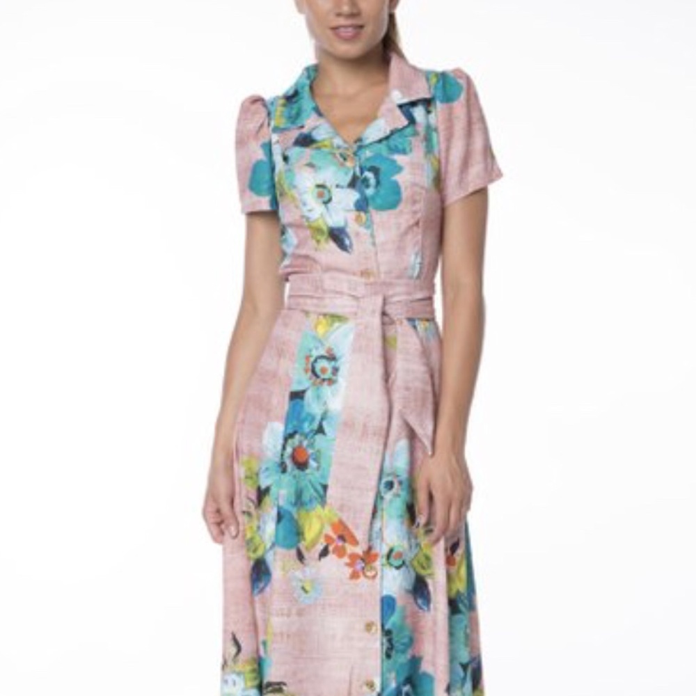 Cuuuuttteee FX Missony Floral Button-Up Maxi Dress
